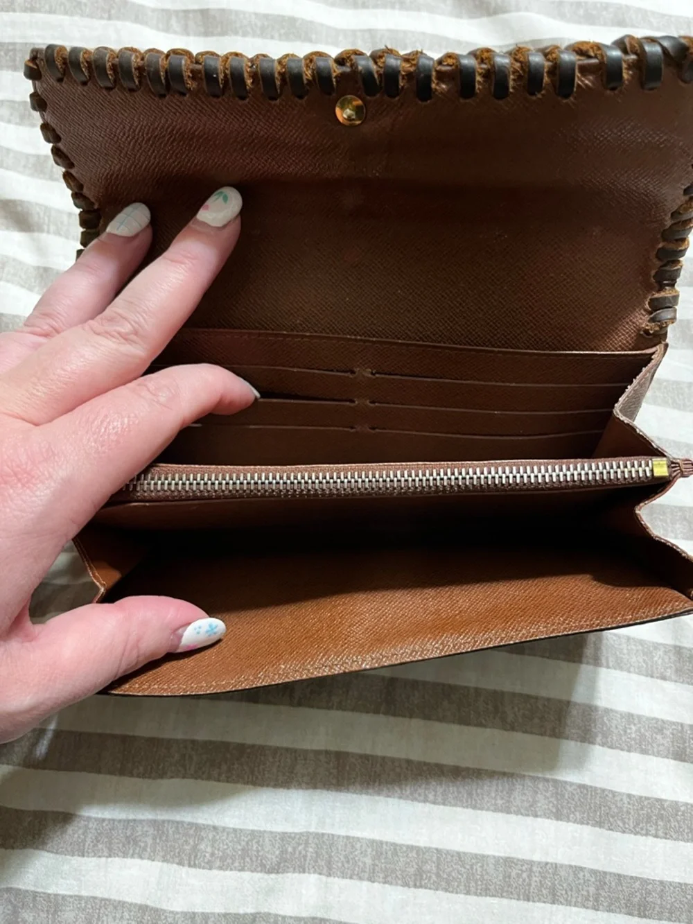 Louis Vuitton Monogram Braided Edge Wallet - 💯 guaranteed authentic! - Picture 5 of 13